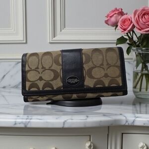 Coach Tan and Mahogany Brown Signature Wallet
